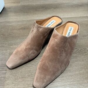 Steve Madden Tan Suede Mules